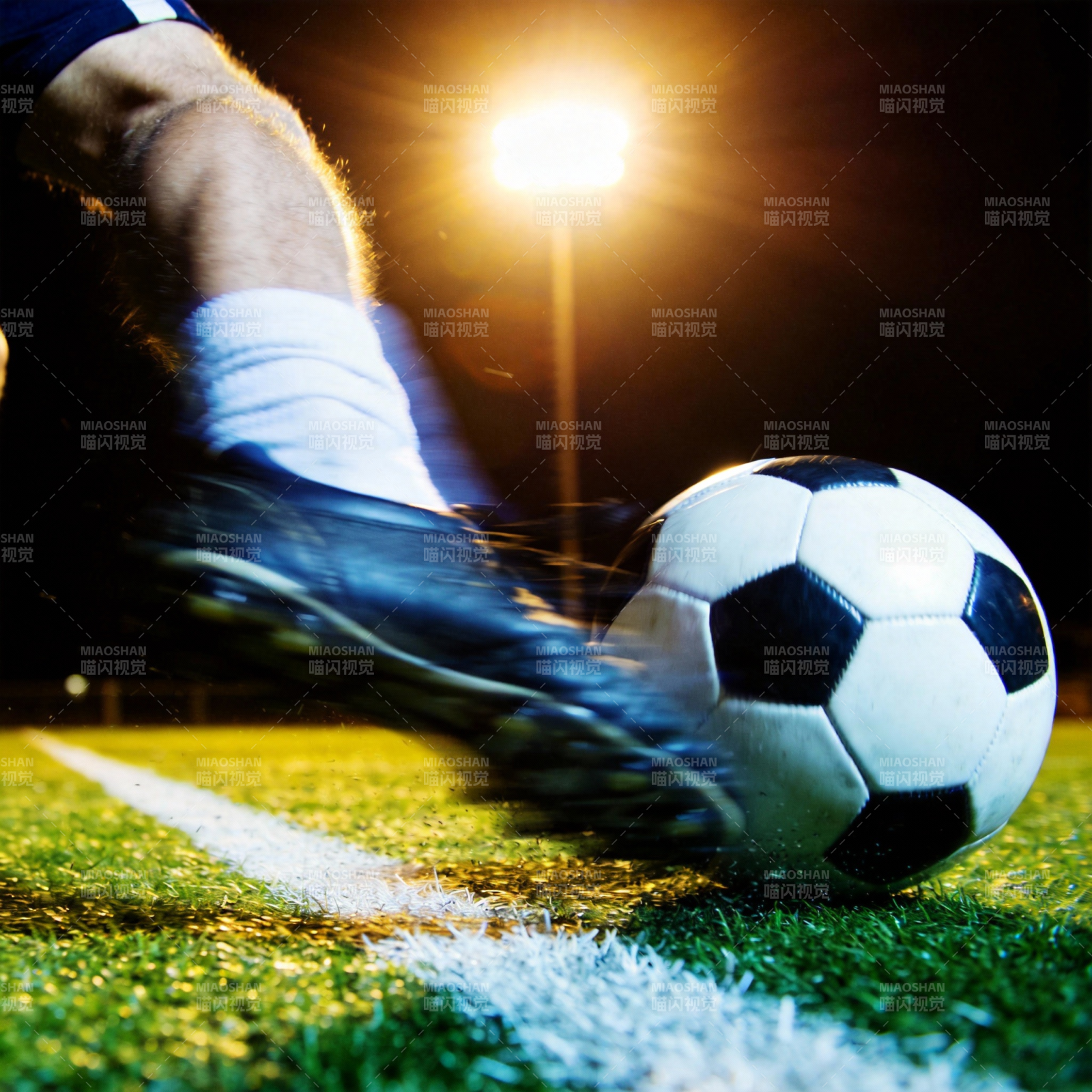 夜战足球瞬间图片