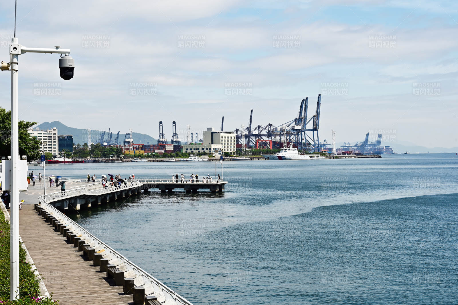 深圳盐田港口海滨栈道景观图片