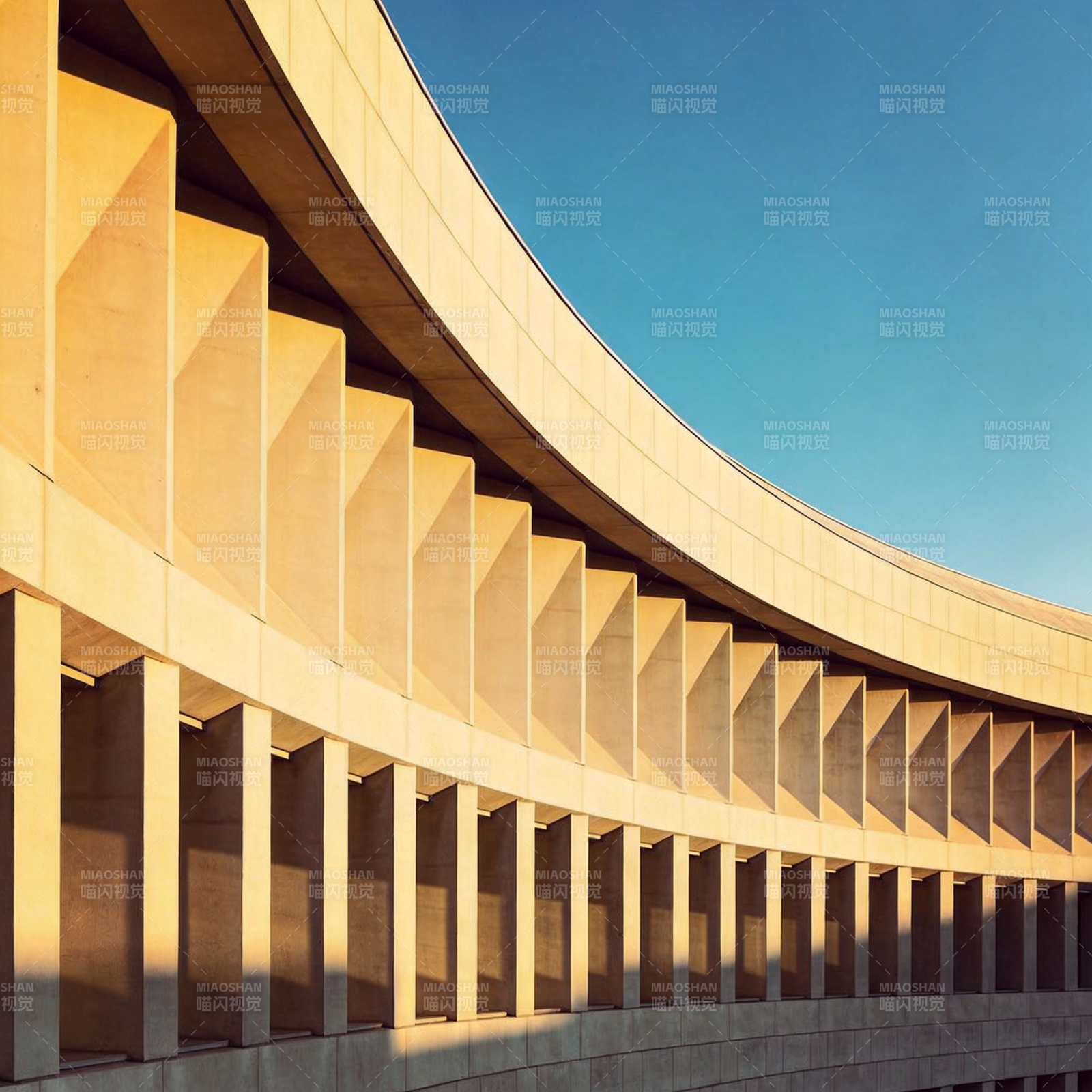 弧形建筑光影图片