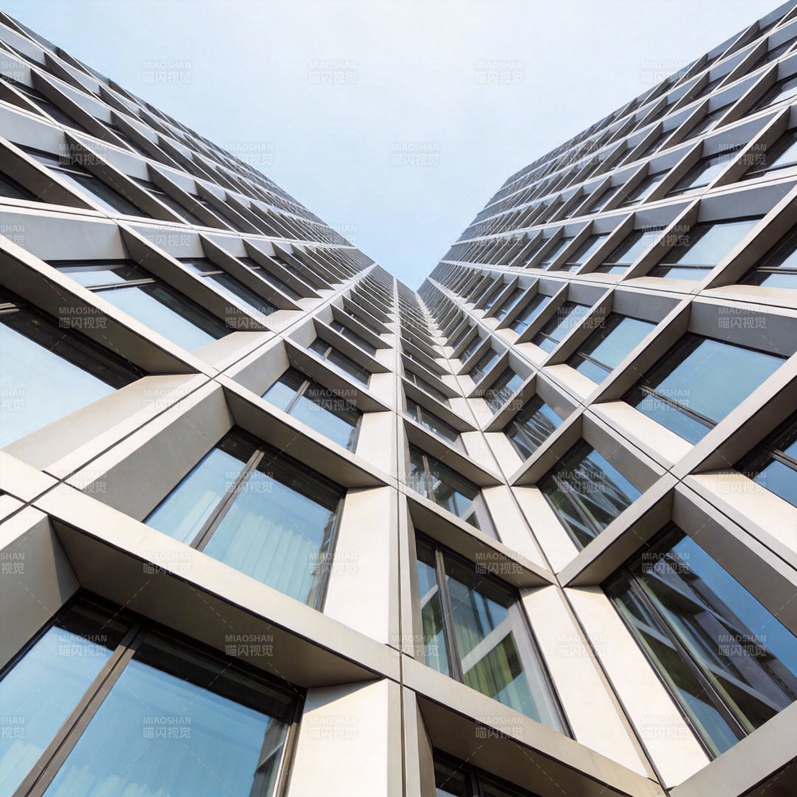 现代建筑仰视图图片