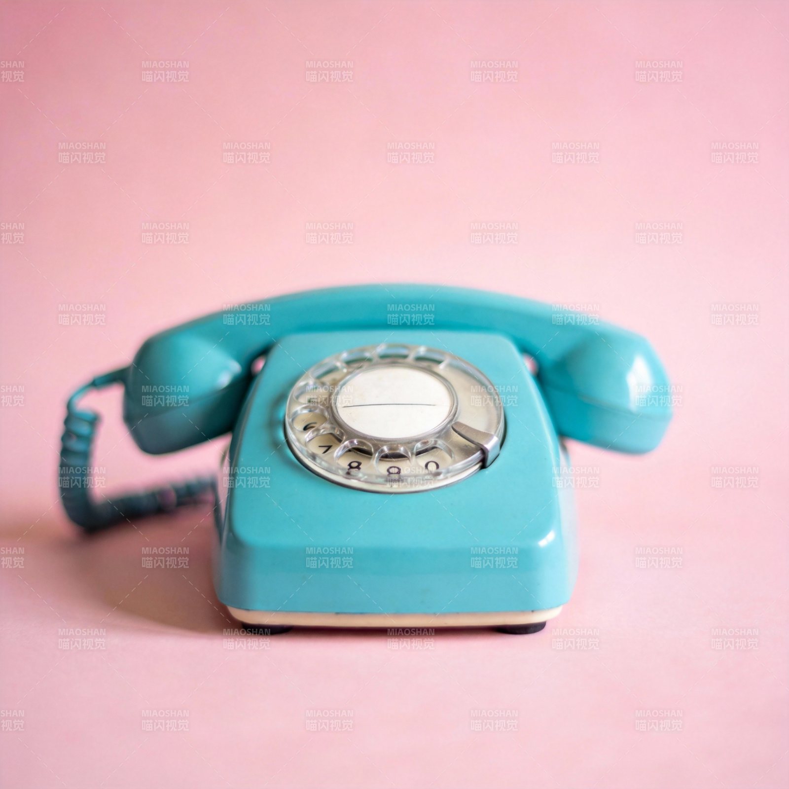 复古蓝电话图片