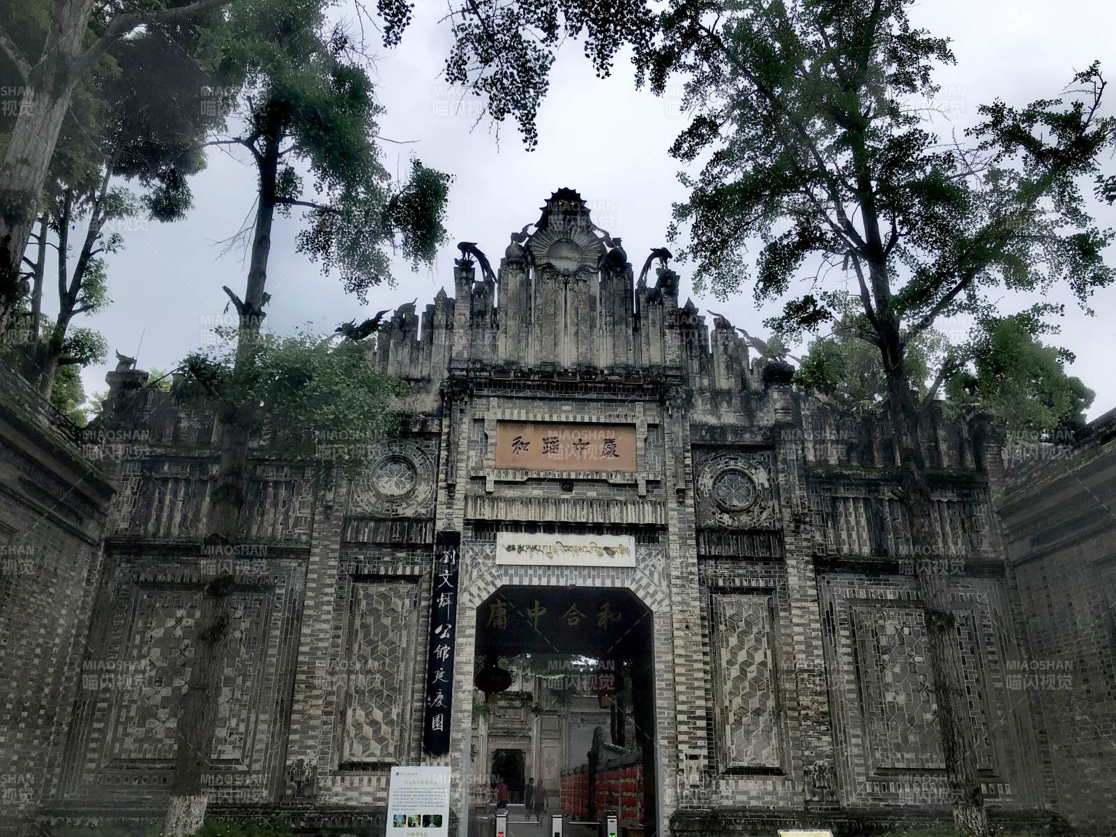 古建筑大门图片