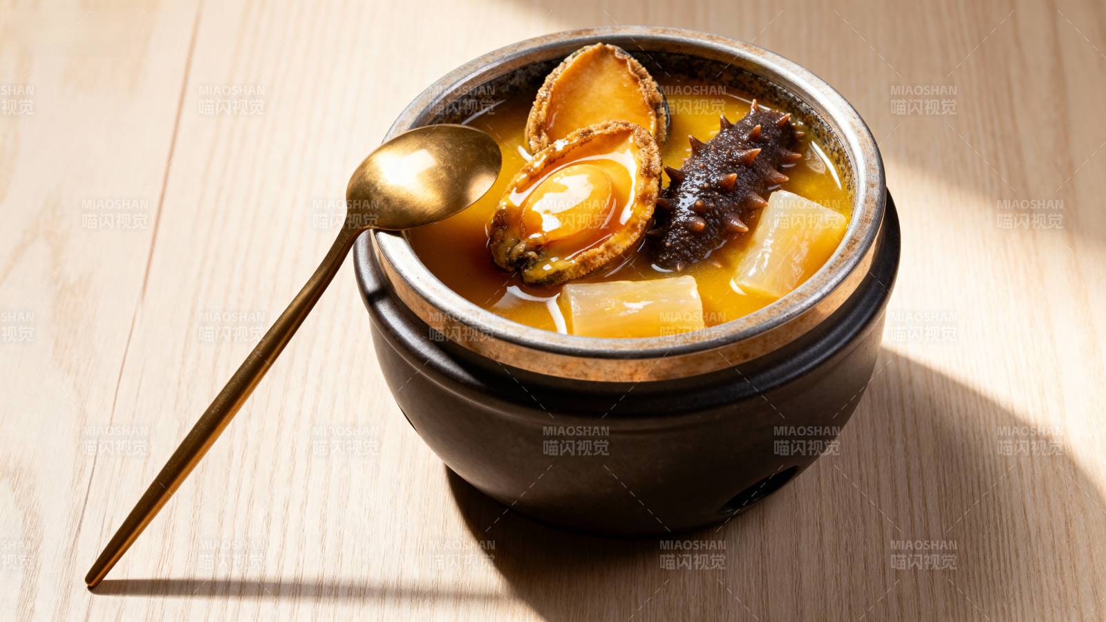 鲍鱼海参汤图片