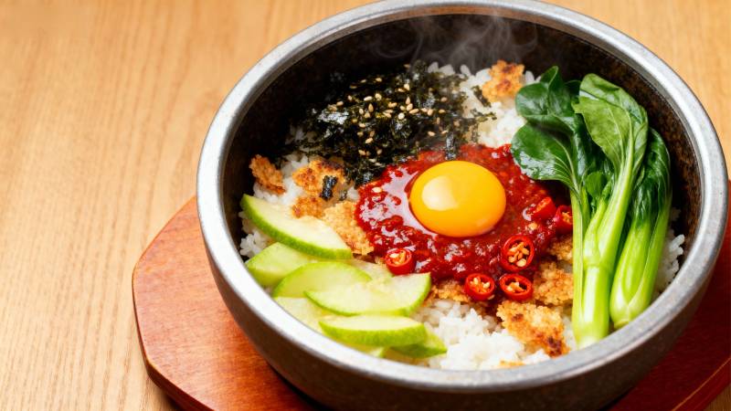 韩式石锅拌饭图片