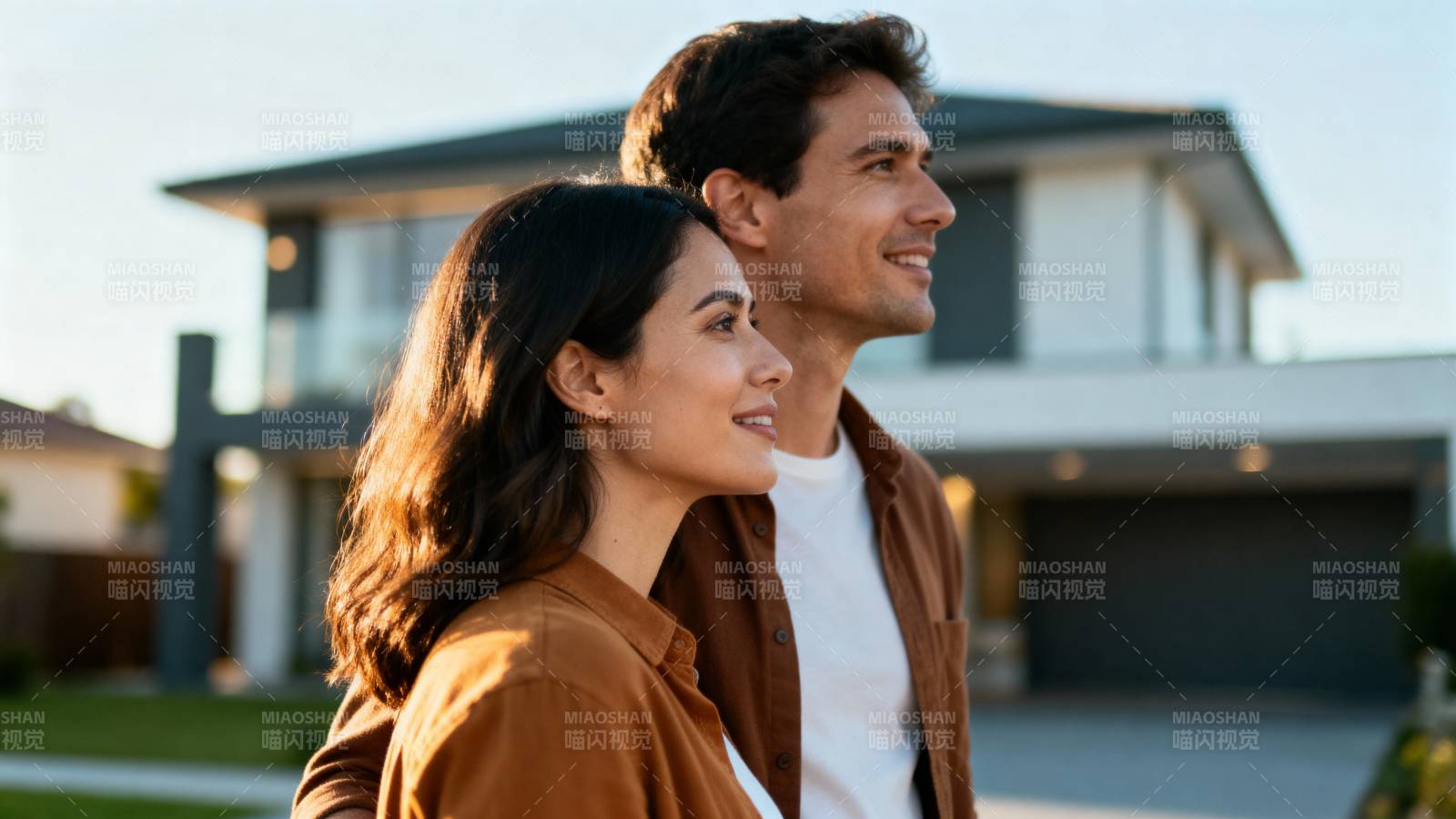 新家前的幸福时光图片