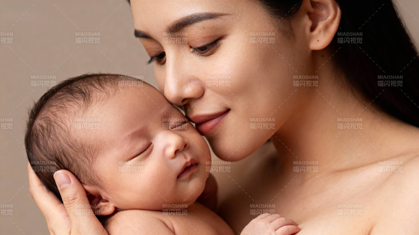 母爱如初 温馨瞬间图片