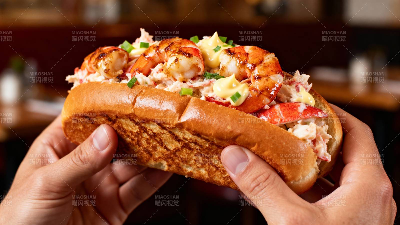美味龙虾三明治图片