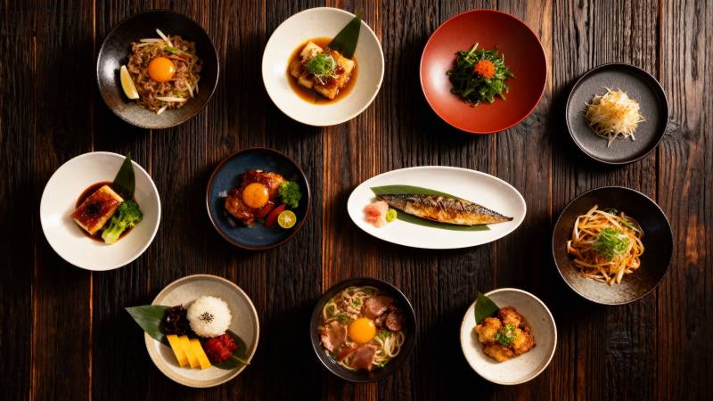 日式料理拼盘图片