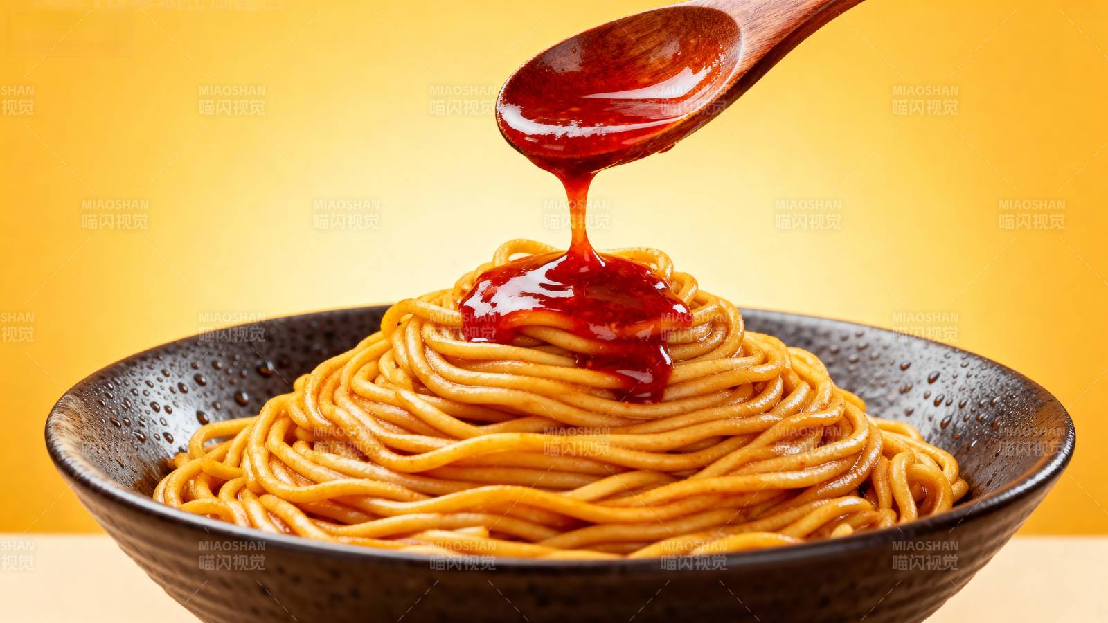 番茄酱淋面图片