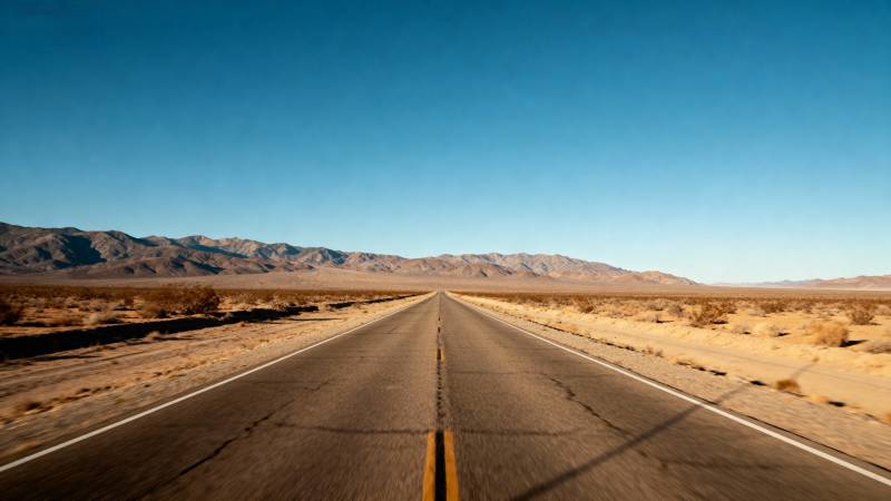 荒漠公路尽头图片