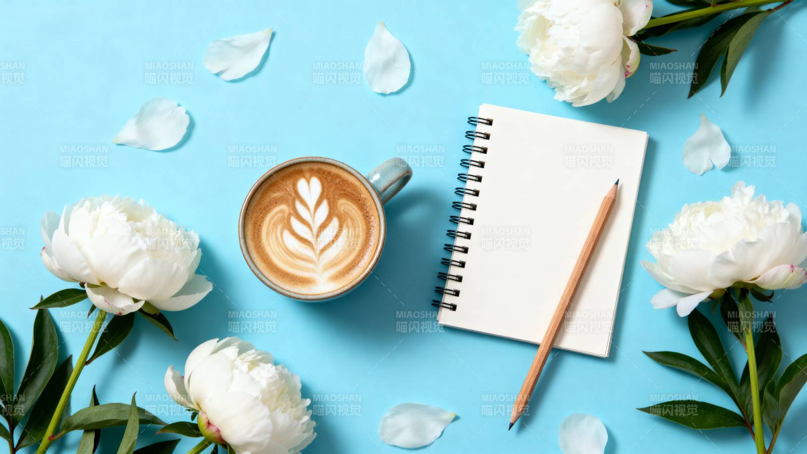 花间咖啡与笔记图片