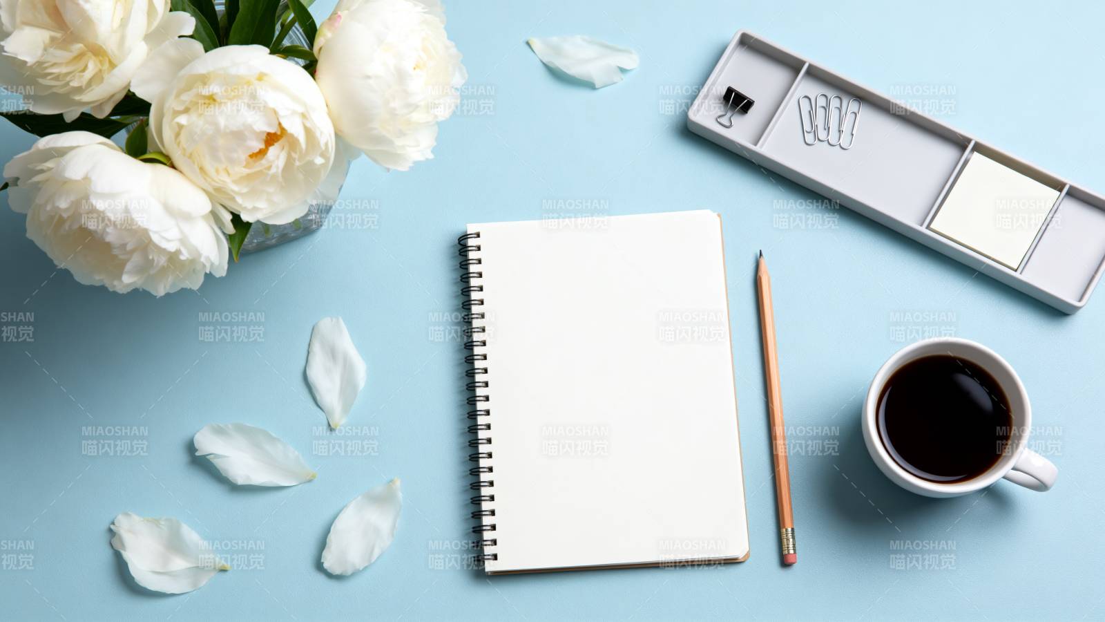 静谧办公时光图片