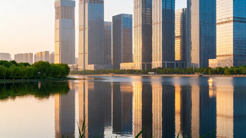 城市天际线倒影图片