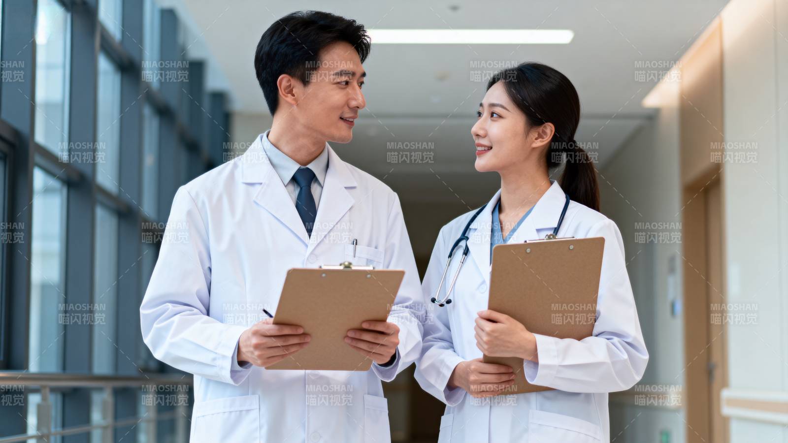 医生同行交流图片