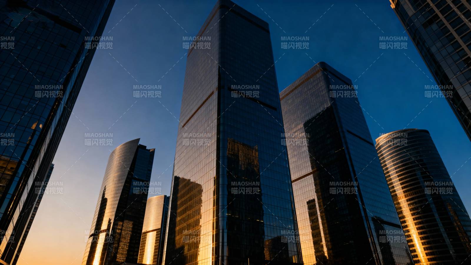 城市天际线剪影图片