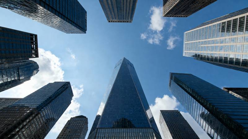 摩天大楼仰视图图片