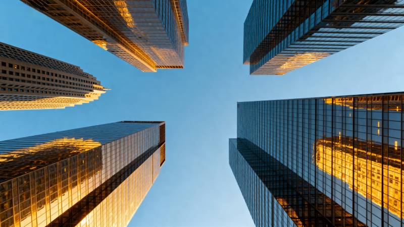 摩天大楼仰视图图片