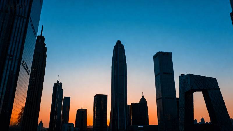 城市天际线剪影图片