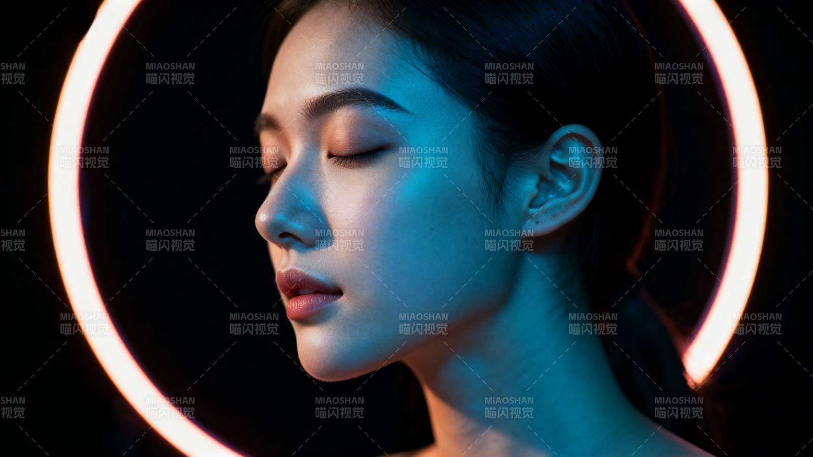 光影中的静谧之美图片