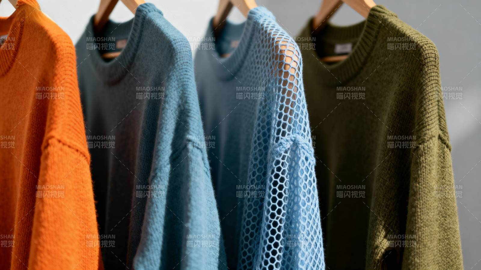 多彩毛衣挂架展示图片
