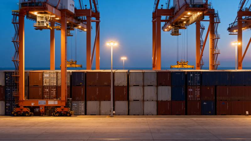 港口夜景集装箱图片