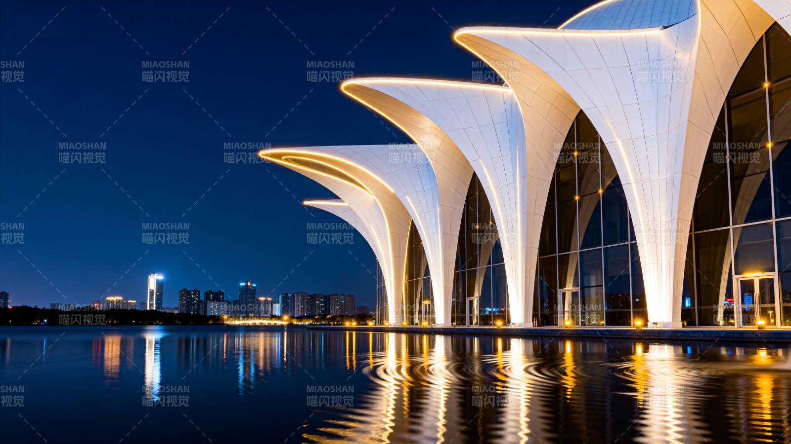 夜幕下的现代建筑图片