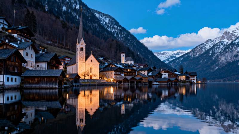 湖畔小镇夜景图片