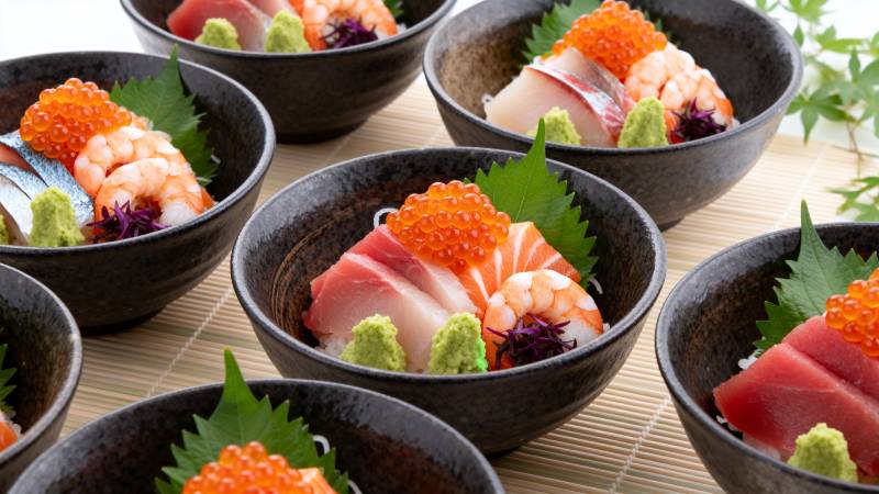 精致寿司拼盘图片