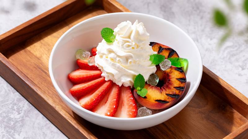 水果奶油甜品图片