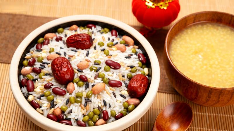 八宝饭配粥图片