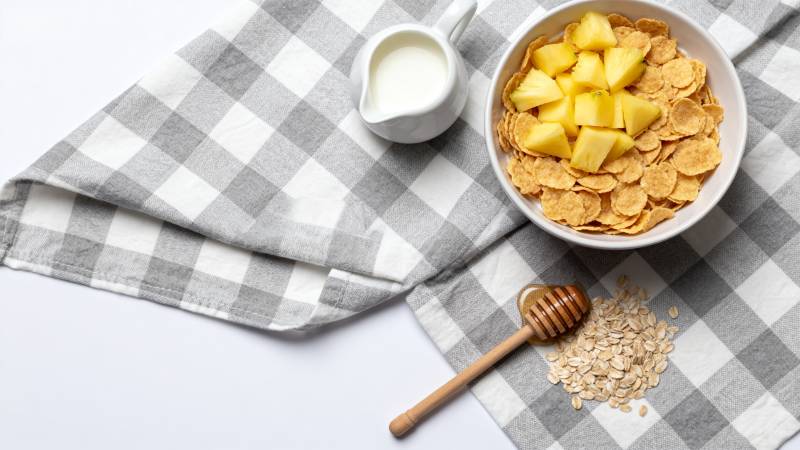 早餐燕麦水果碗图片