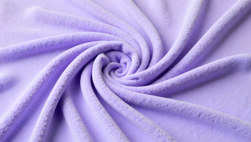 紫色布料螺旋纹理图片