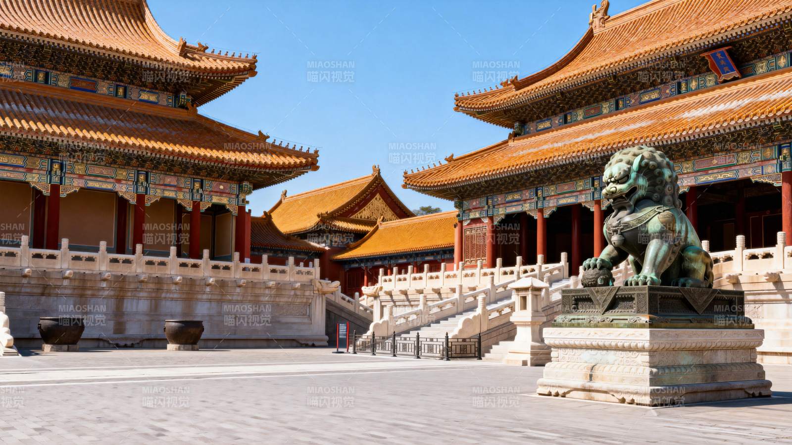 故宫金碧辉煌图片