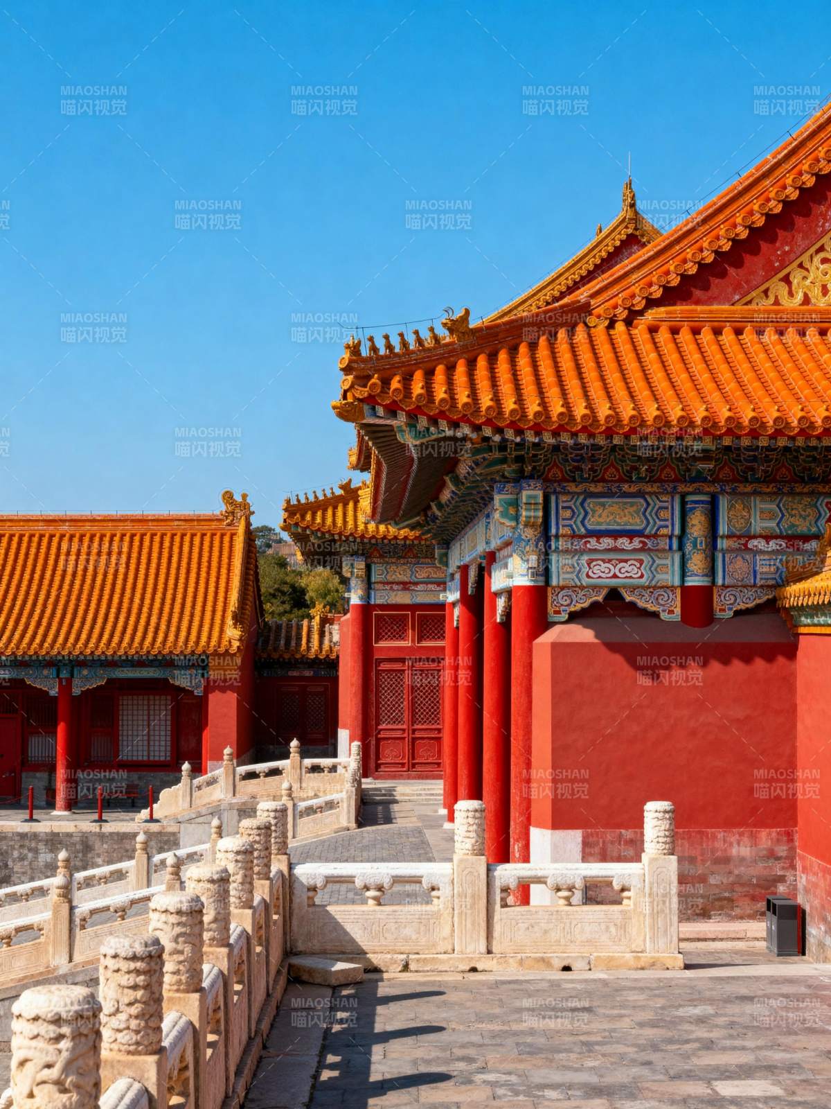 故宫红墙金瓦图片