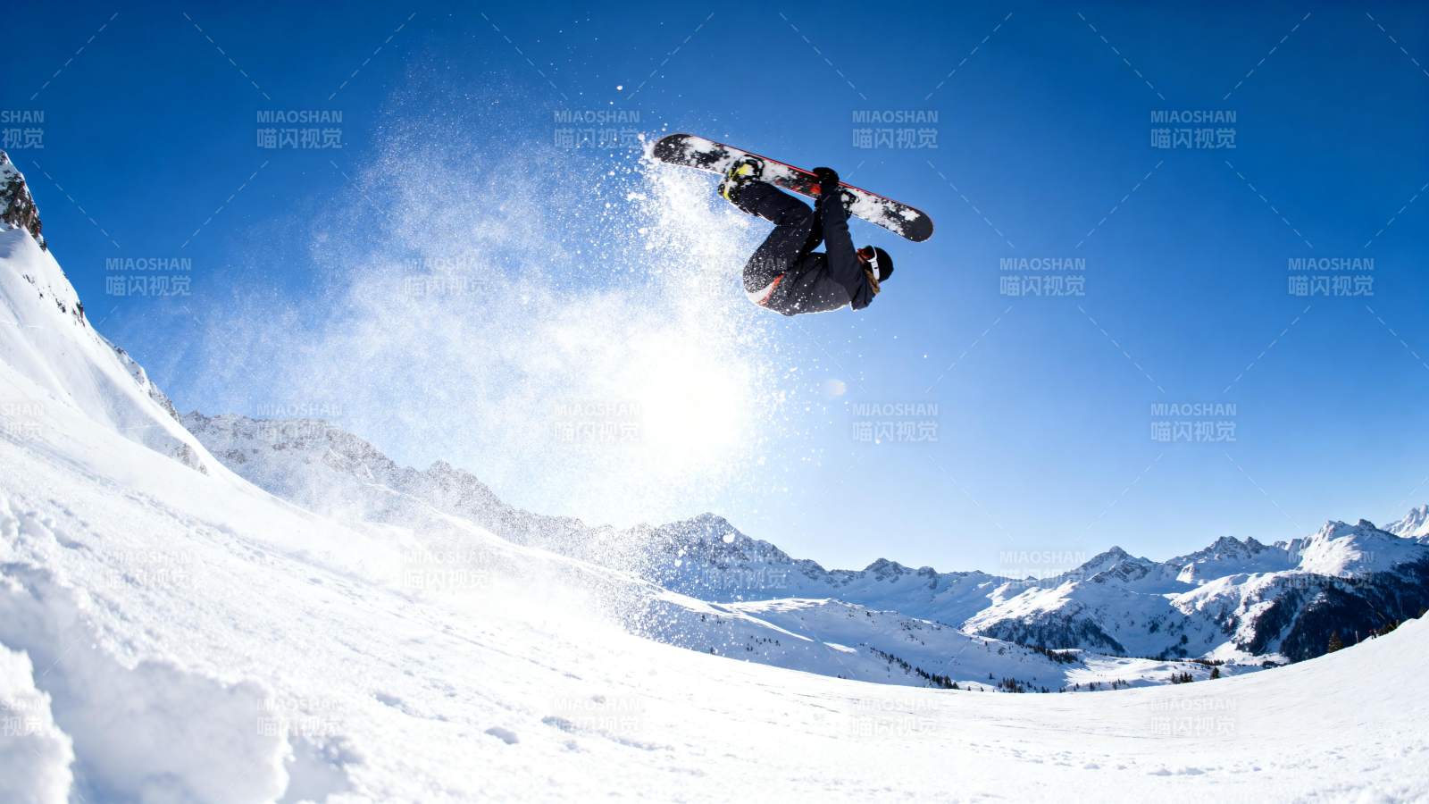 雪上飞驰 极限腾空图片