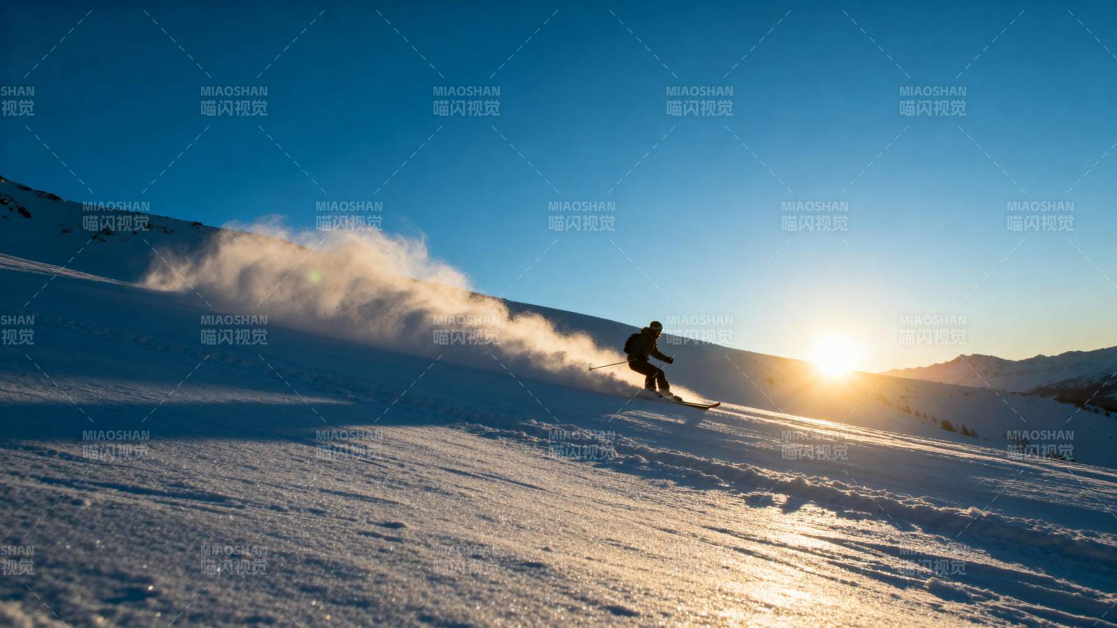 雪上飞驰 日落时分图片