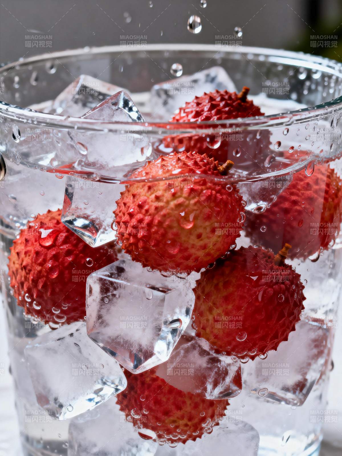 冰镇荔枝 清凉一夏图片