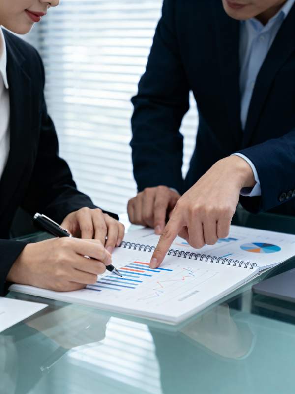 商务洽谈分析数据图片
