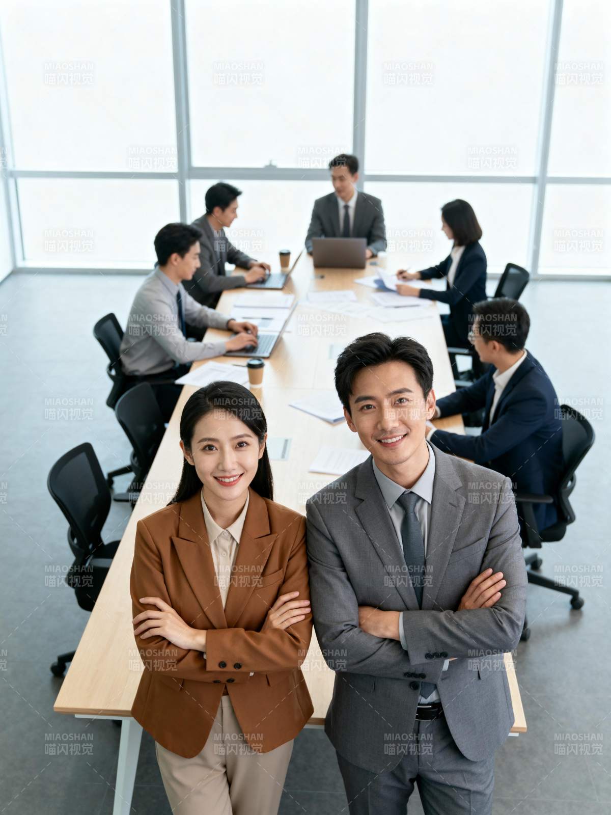 职场精英团队合影图片