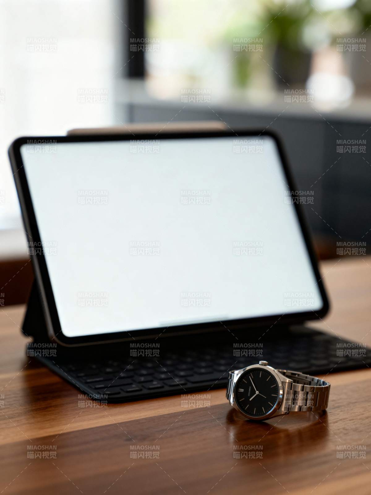 智能手表与平板共处图片