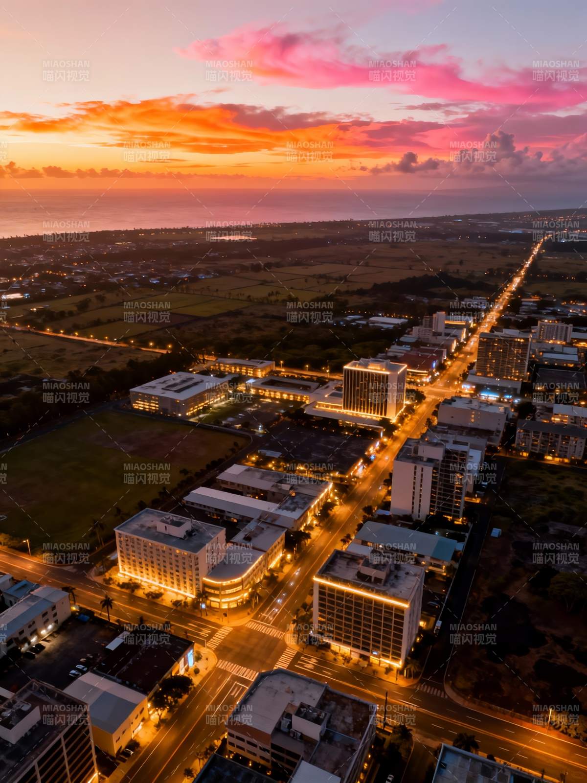 城市黄昏美景图片