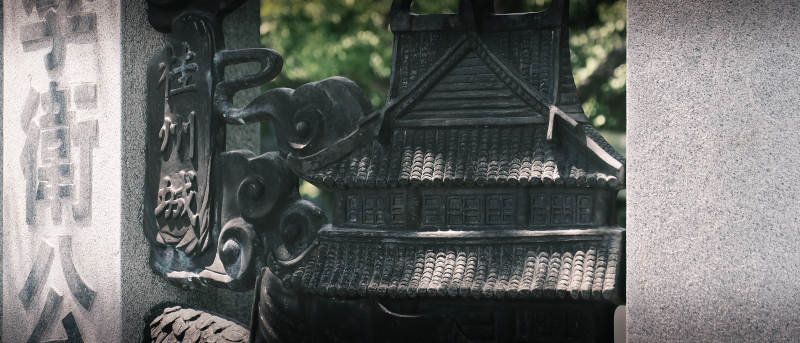 古寺钟声悠远图片