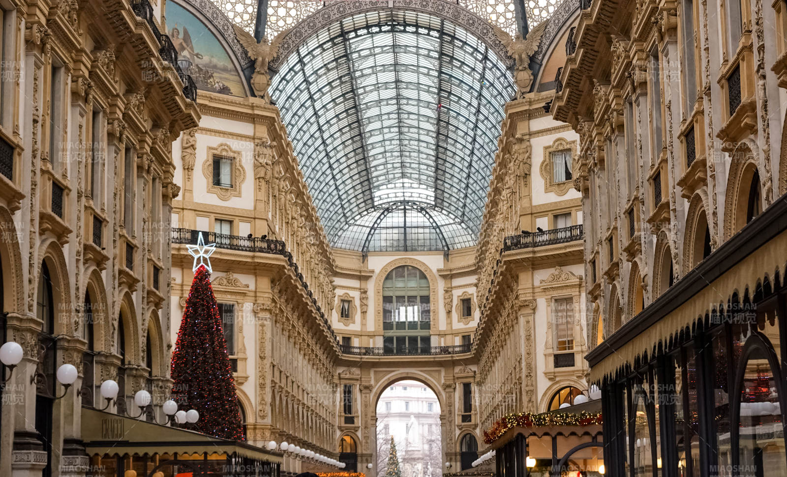 法国米兰维托里奥·埃马努埃莱二世长廊图片