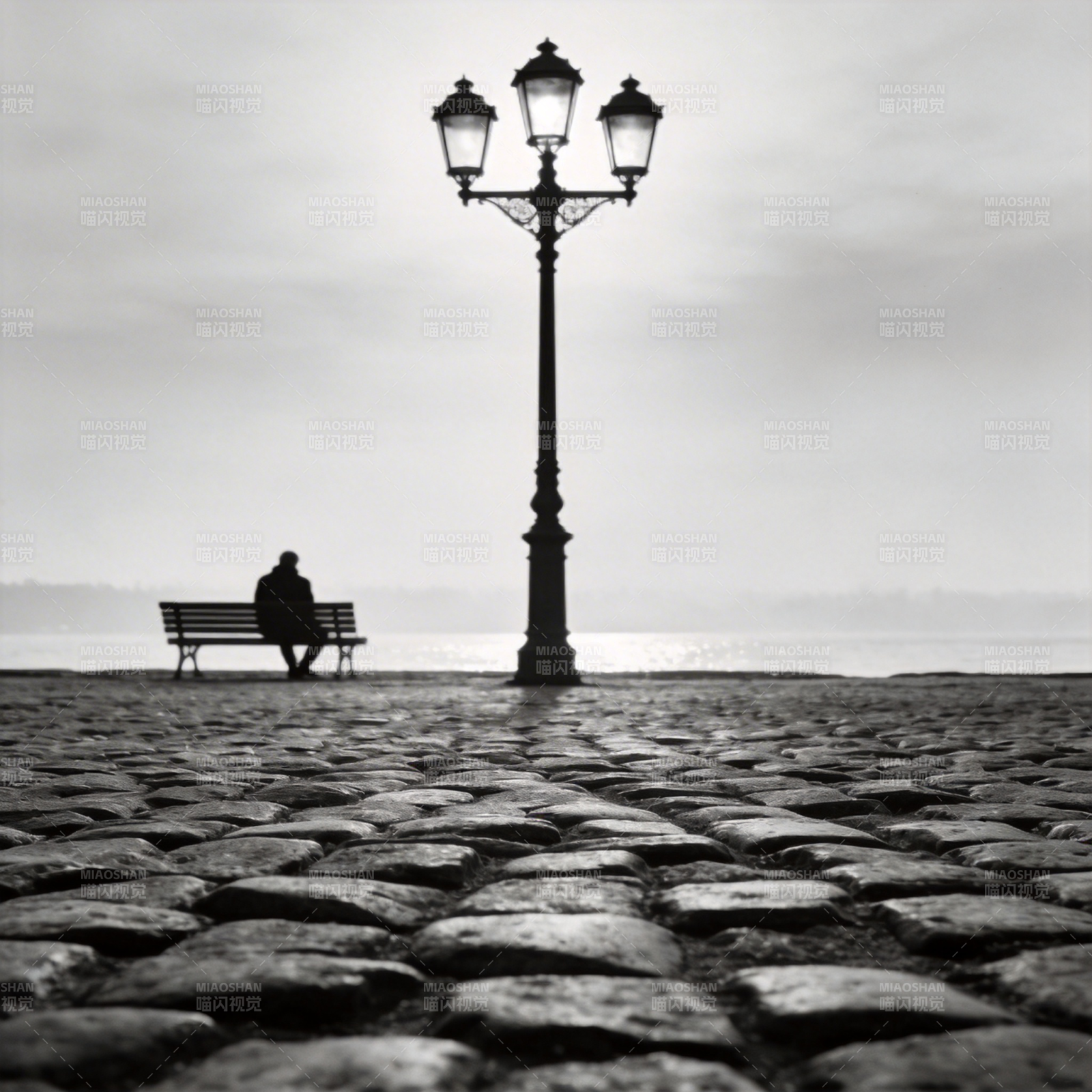 孤影灯下静思图片