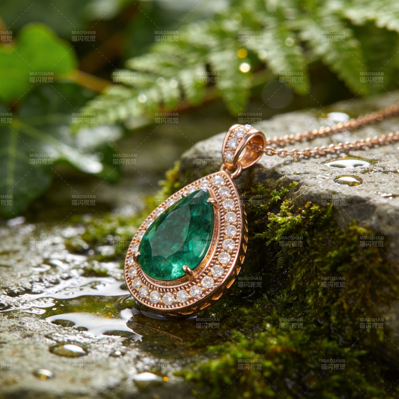 翠钻吊坠 自然之美图片