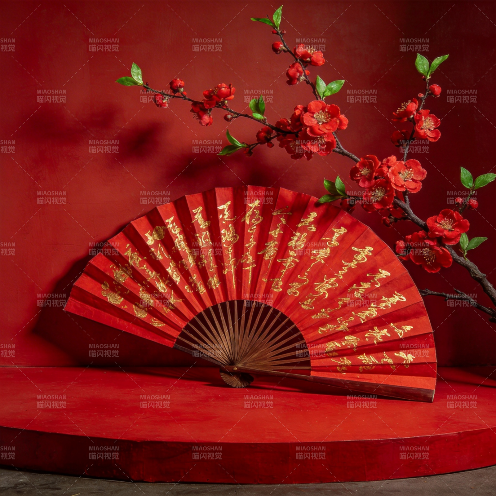 红扇梅枝迎春图片