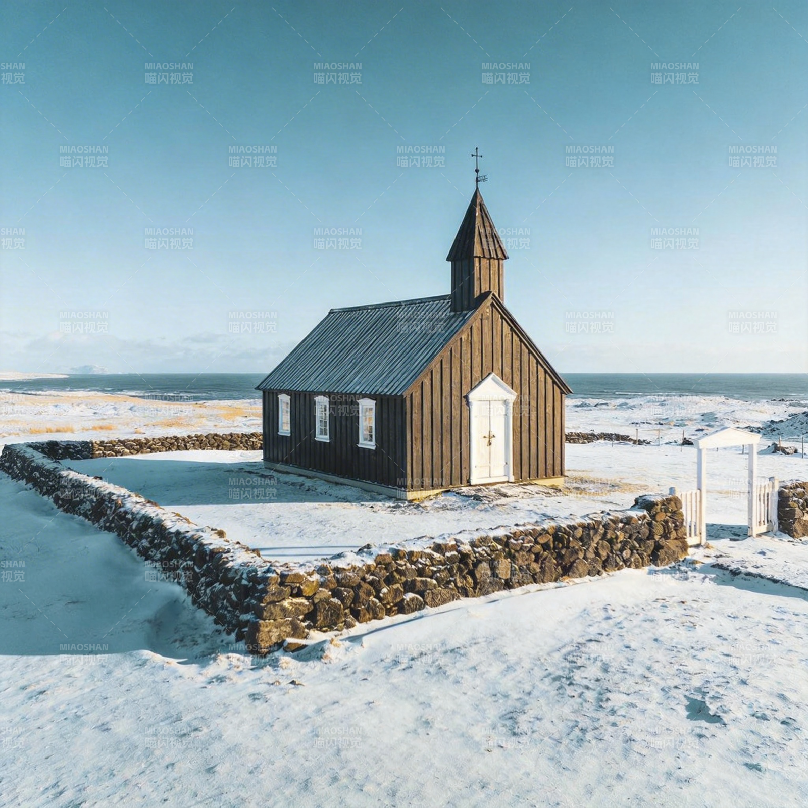 雪中教堂静谧景图片