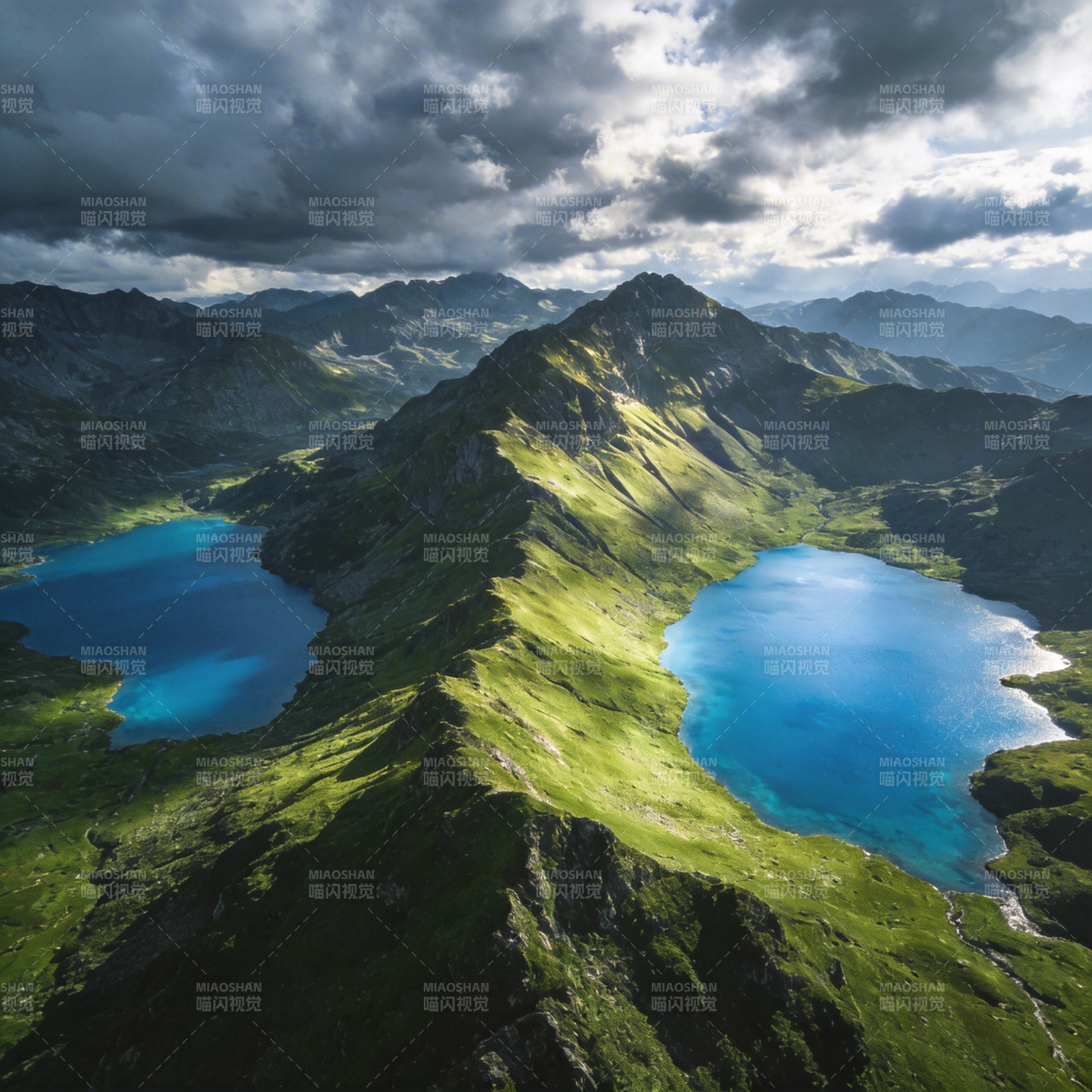 碧湖映青山图片