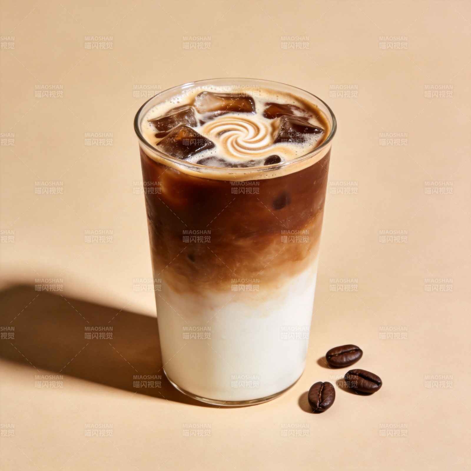 冰拿铁咖啡图片