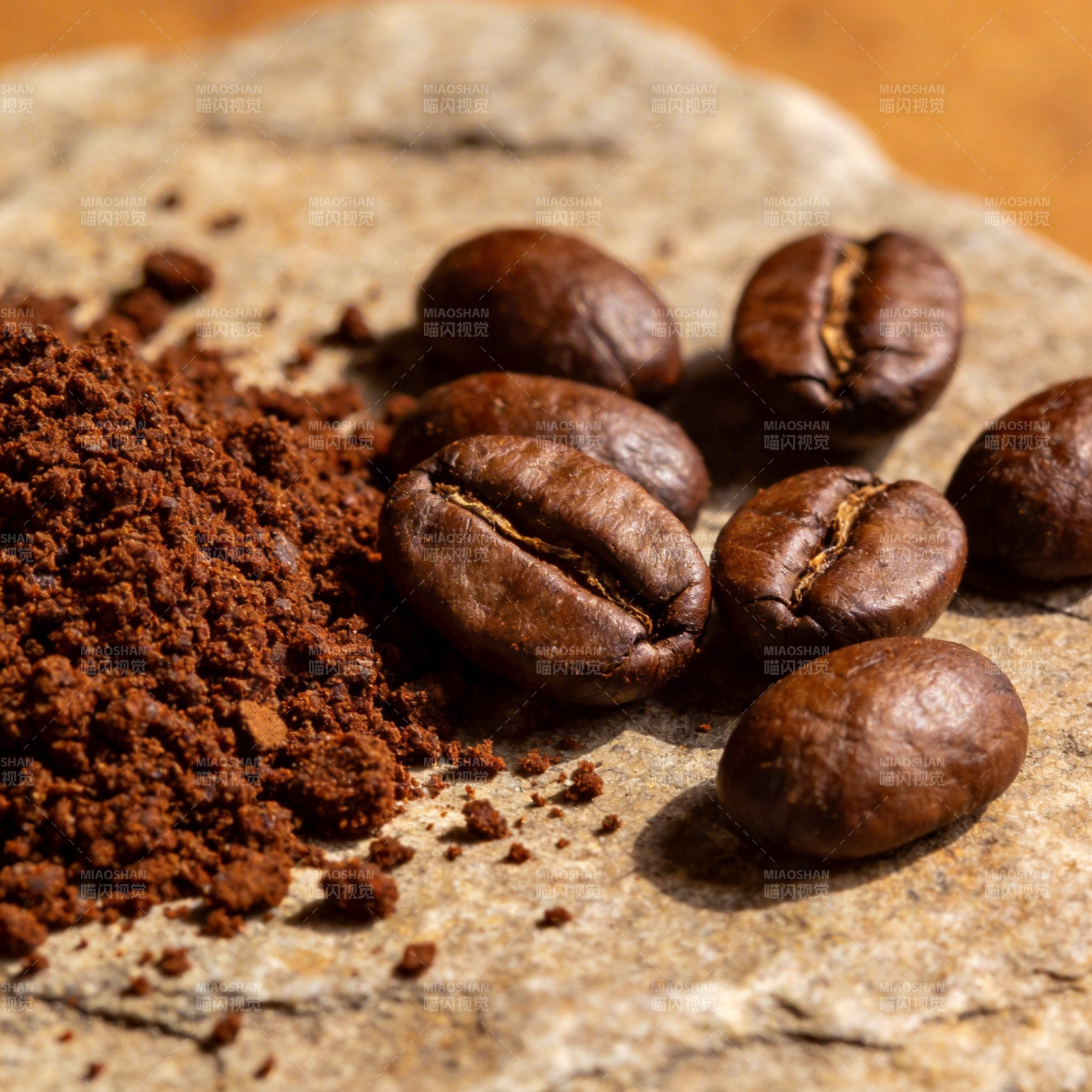 咖啡豆与研磨粉图片
